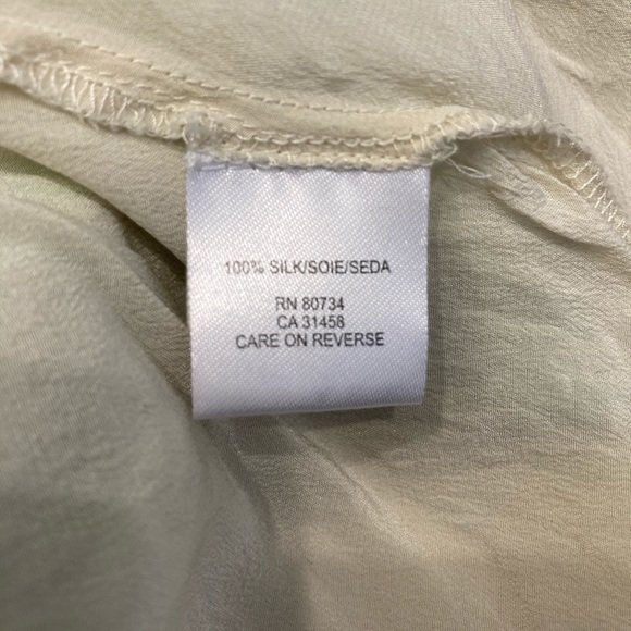 BCBGMaxAzria silk low cut top - Picture 6 of 7